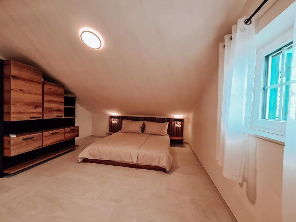 Stone House Jezera Apartamento Exterior foto